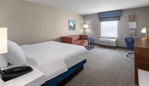 Cama matrimonial grande, sofá cama