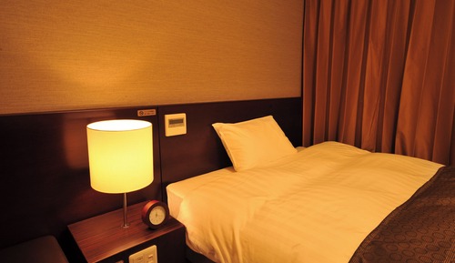 Habitación (Run of the house)