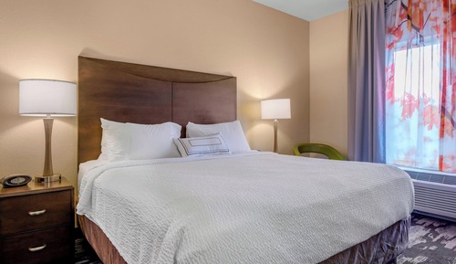 Habitación, 1 cama de matrimonio grande (Mobility/Hearing Access, Roll-In Shwr)