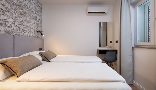 Habitación cuádruple, vistas al mar