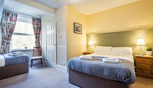 Habitación triple Premium, no fumadores, baño privado