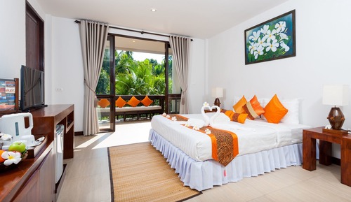 Deluxe Room Garden View Double Bed  