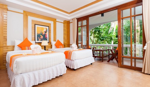 Deluxe Room Garden View 2 Single  beds