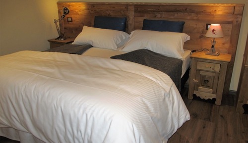 Apartamento tradicional, 1 habitación, balcón, en edificio anexo