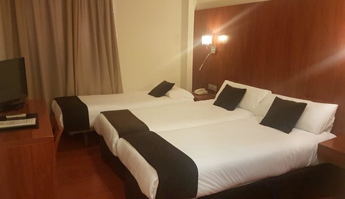 Habitación estándar con 2 camas individuales (Extra bed/Cama Supletoria)