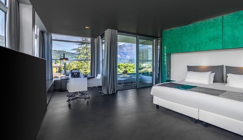 Suite (Sky Mountain)