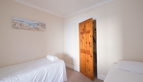 Habitación cuádruple, vistas al mar (Room 17)