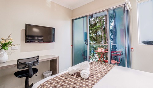 Habitación Deluxe, 1 cama doble, no fumadores, balcón (Small Room)