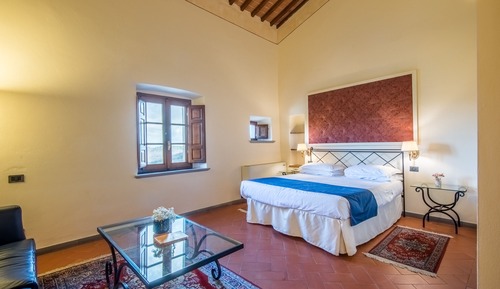 Habitación Confort con 1 cama doble o 2 individuales, vistas a la colina