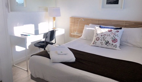 Habitación, 1 cama de matrimonio, baño privado