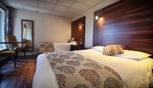 Habitación con 2 camas individuales