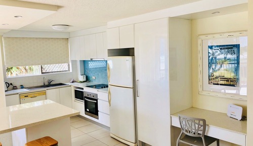 Apartamento, 2 habitaciones, frente a la playa