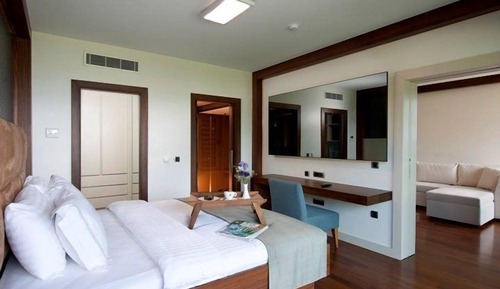 Suite, vistas al mar (Single - Double)