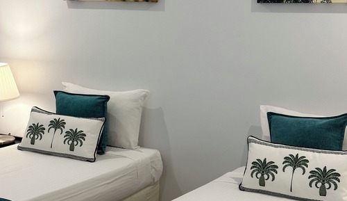 Apartamento de lujo, 2 habitaciones, vistas a la piscina