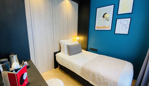 2 Connecting Rooms (3 pax)