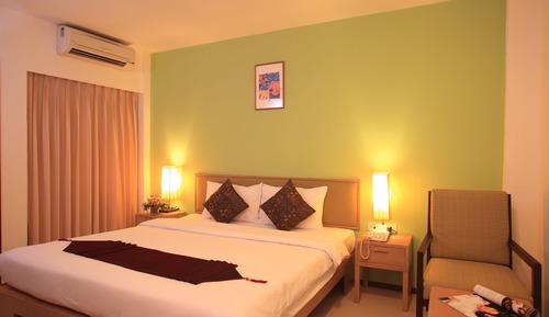 Standard room No Elevator (locate 2-3 Floor)