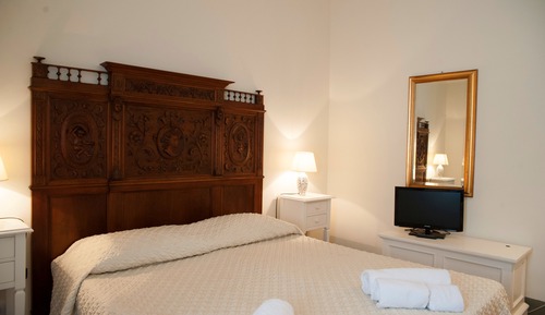 Habitación doble, vistas parciales al mar