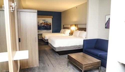 Suite, 2 camas de matrimonio (Extra Floor Space)