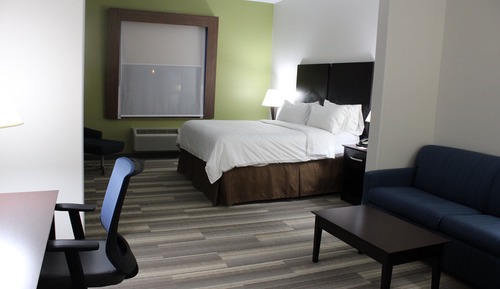 Suite, 1 cama de matrimonio grande, accesible para personas con discapacidad (Comm, Mobil Tran Shwr)