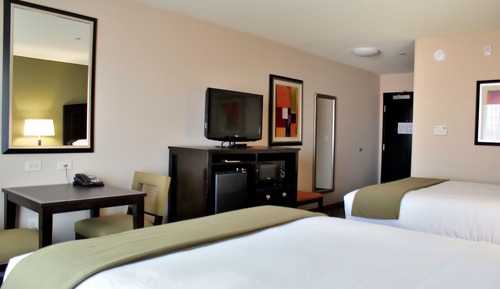 Habitación estándar, 2 camas de matrimonio (Mobility, Accessible Tub)