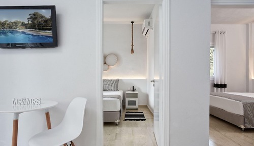 Suite with private pool, 2 Bedrooms