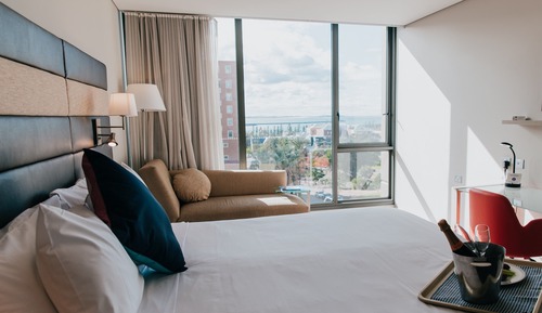 Habitación superior, 1 cama de matrimonio grande, vistas al puerto