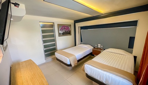 Habitación con 2 camas individuales