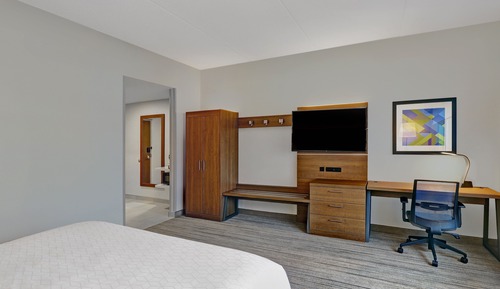 Suite, 1 cama de matrimonio grande, accesible para personas con discapacidad (Communications)