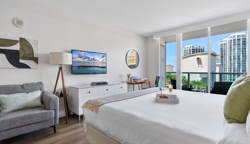 Estudio Deluxe, 1 cama de matrimonio grande, vistas parciales al mar