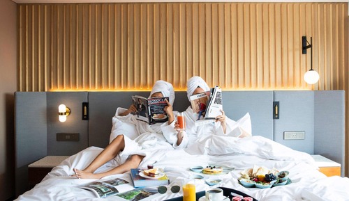 Signature City, 1 King Bed (City)