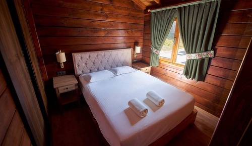 Bungalow Deluxe, 1 cama de matrimonio grande con sofá cama