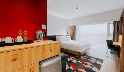 Habitación estándar con 1 cama doble o 2 individuales, 1 cama de matrimonio grande