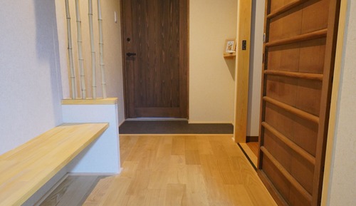 Habitación triple (1F,Courtyard,Private,ShowerToilet,105)