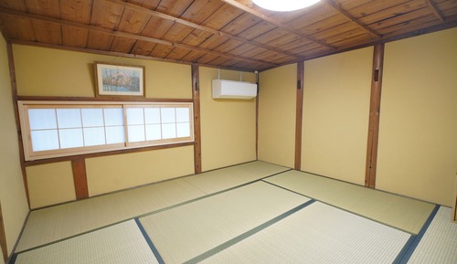 Habitación cuádruple (2F,Private,SharedShowerToilet,203)