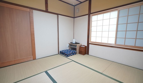 Habitación con 2 camas individuales (2F,PrivateRoom,SharedShowerToilet,207)