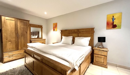 Apartamento Confort, no fumadores, vistas a la piscina (F10)