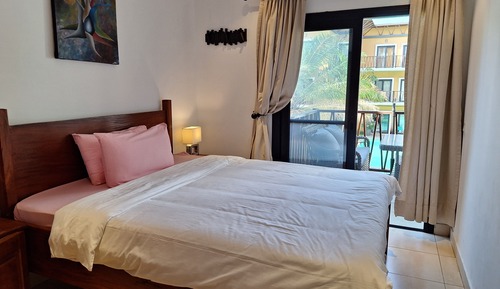 Apartamento Confort, 2 habitaciones, balcón, vistas a la piscina