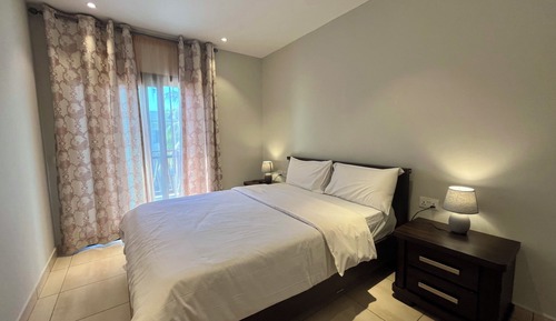 Apartamento Confort, 2 habitaciones, no fumadores, balcón (B11)