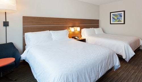 Suite, 2 camas de matrimonio (Comms Accessible. Roll-In Shower)