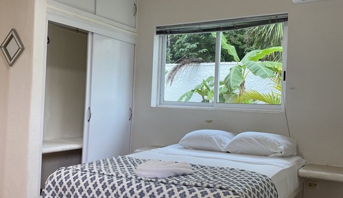 Habitación estándar doble, 1 cama doble, baño privado, vistas al jardín