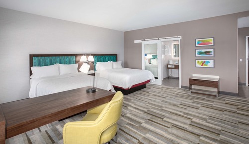 Estudio, 2 camas de matrimonio, no fumadores, frigorífico y microondas