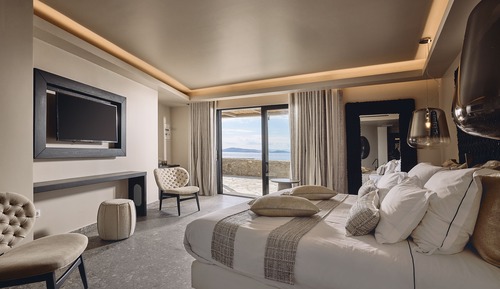 Dream Seaview Suite with Outdoor Heated Whirlpool