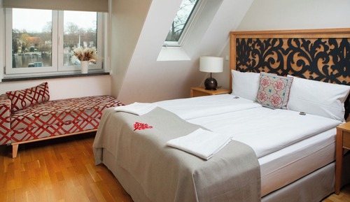 Habitación familiar doble, 1 cama de matrimonio grande con sofá cama