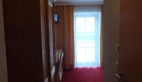 Habitación tradicional con 1 cama doble o 2 individuales