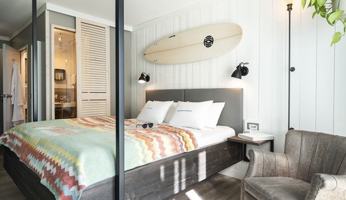 Habitación básica doble, 1 cama de matrimonio, balcón