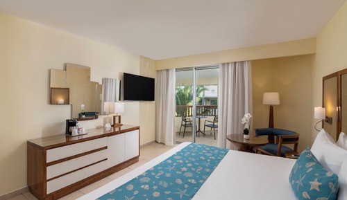 Ocean View (3 Adults + 1 Child)