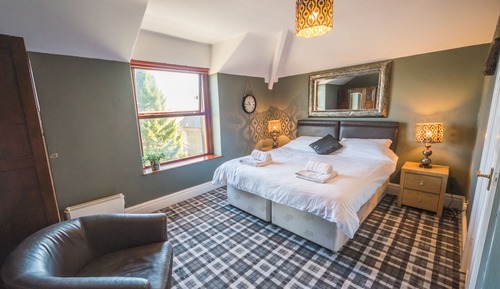 Habitación doble, baño privado (7)