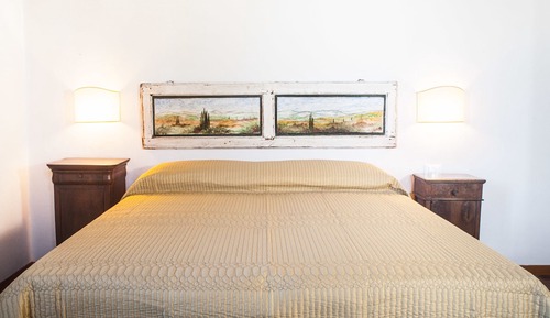 Double Room, Hill View