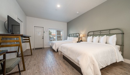 Estudio superior, 2 camas de matrimonio, no fumadores