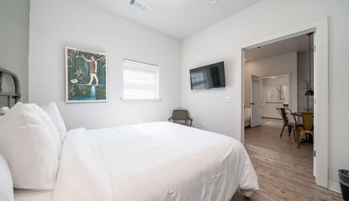  ADA Wheel Chair, Disability Accessible, Exclusive Studio Suite, 2 Queen Beds, Non Smoking 